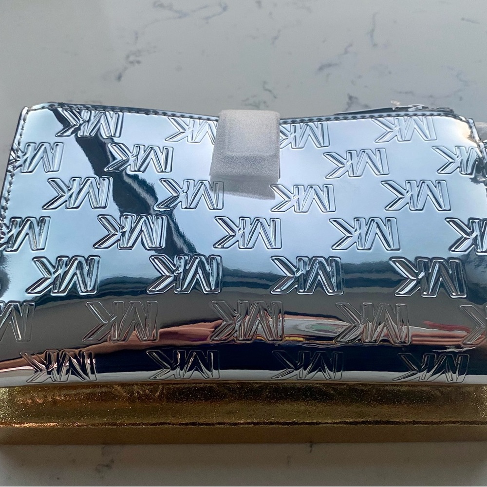 Michael Kors Wristlet Wallet Jet Set - Picture 6 of 7